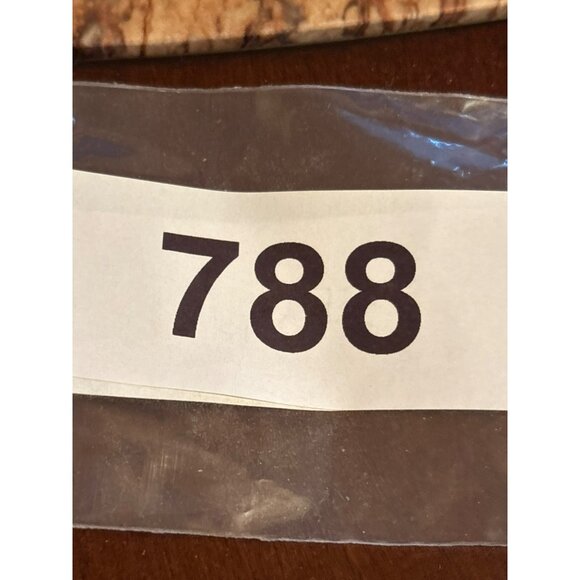 Disney Trading Pin Surfboard Cheshire Cat Alice in Wonderland 1.5 inch - Picture 3 of 3